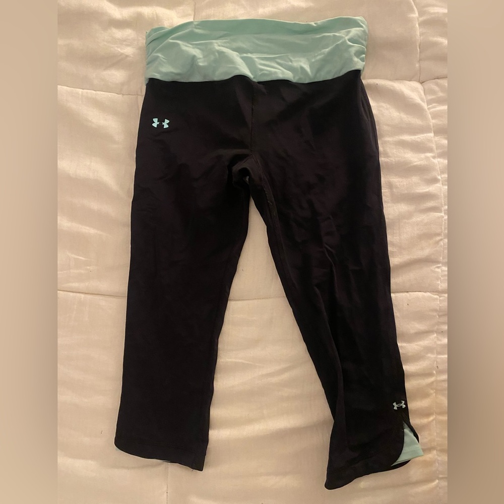 Under Armour Capris, Heatgear, Compression, Size M